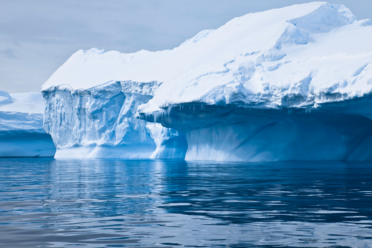 Ishylder udover havet - iStock