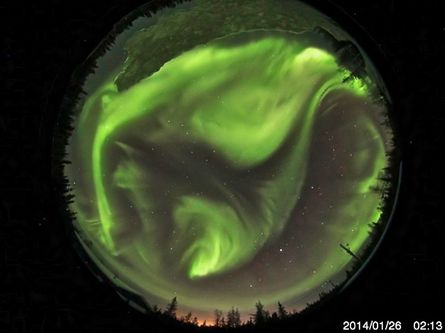 Himlen over Yellowknife i Canada