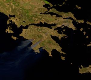 Satellitbillede af skovbrande i Grækenland