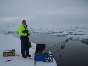 Arbejdsmand på isen