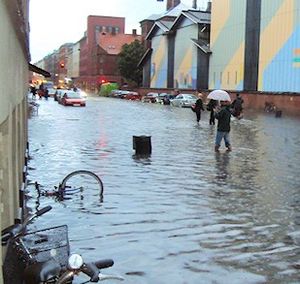 Istedgade i København stod under vand efter skybruddet 2. juli 2011