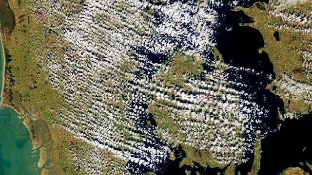 Zoom af skygaderne fra den amerikanske Terra-satellit