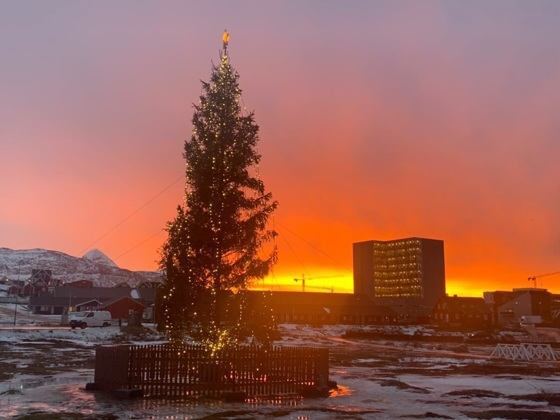 Solopgang og vandpytter i Nuuk Solopgang og vandpytter i Nuuk
