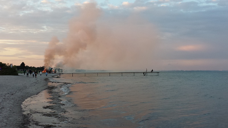 Sankthansbål på Solrød Strand