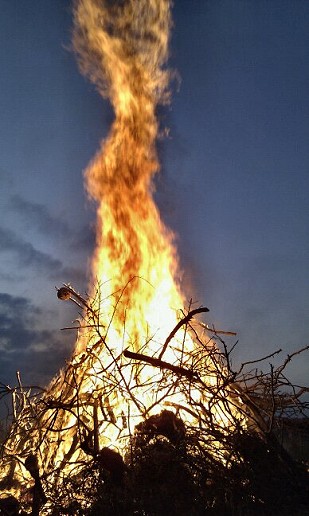 Sankt Hans bål Sankt Hans bål