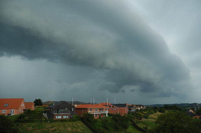 Gustfronten ved Haderslev. Foto Jesper Arkil. Gustfronten ved Haderslev. Foto Jesper Arkil.